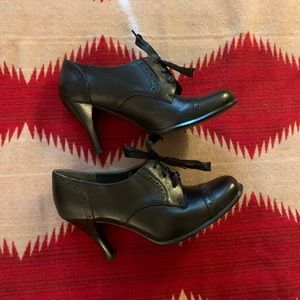 🖤 Vegan black witchy shoes Halloween flapper pinup heels